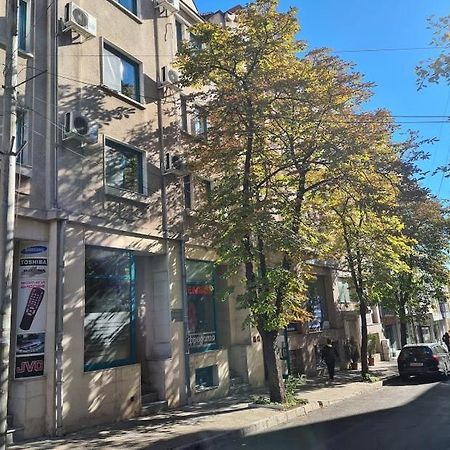 Hotel Oazis Haskovo Esterno foto
